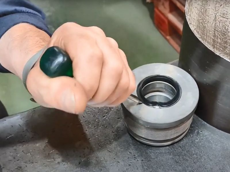 7 Základné kroky pre prevenciu hydraulického valca
